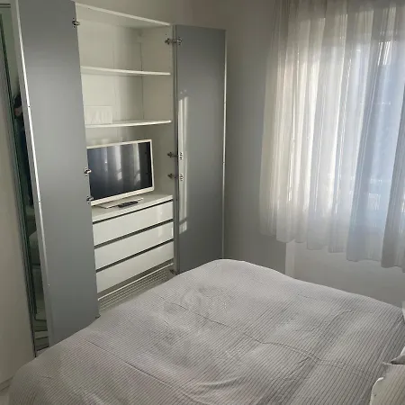 Vista Con Terrazza Esclusiva לאזיסה